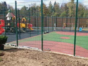 Забор на детскую площадку 50 метров фото в Звенигороде